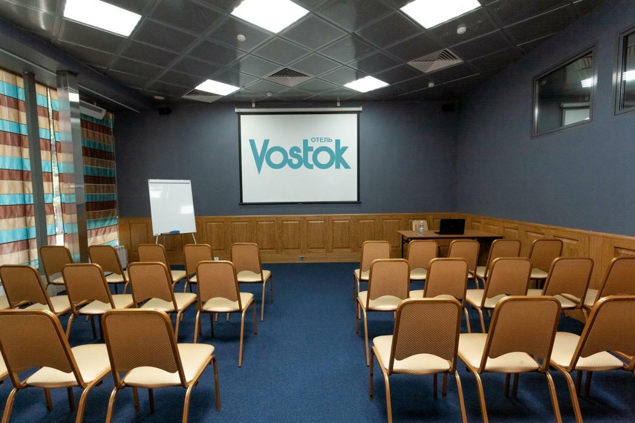 Vostok Hotel Tyumen Bagian luar foto